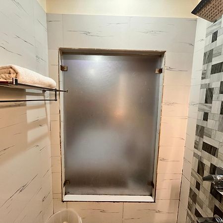 Oyster Pearl I Near Medanta Hospital I Sec-39 I Gurgaon Hotel Bagian luar foto