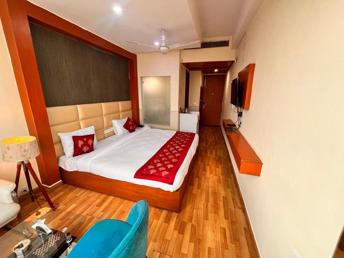 Oyster Pearl I Near Medanta Hospital I Sec-39 I Gurgaon Hotel Bagian luar foto