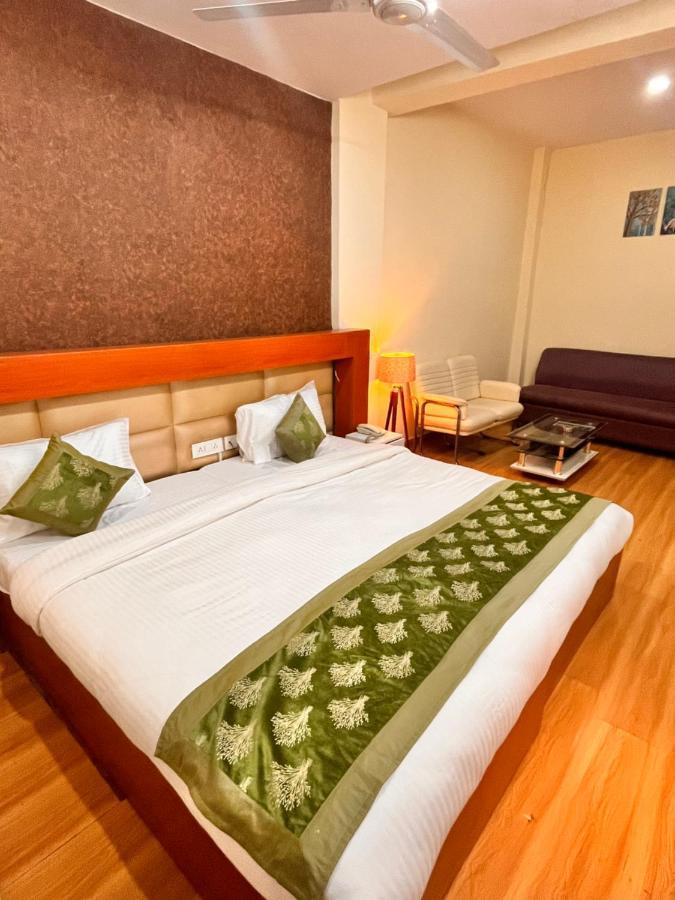 Oyster Pearl I Near Medanta Hospital I Sec-39 I Gurgaon Hotel Bagian luar foto