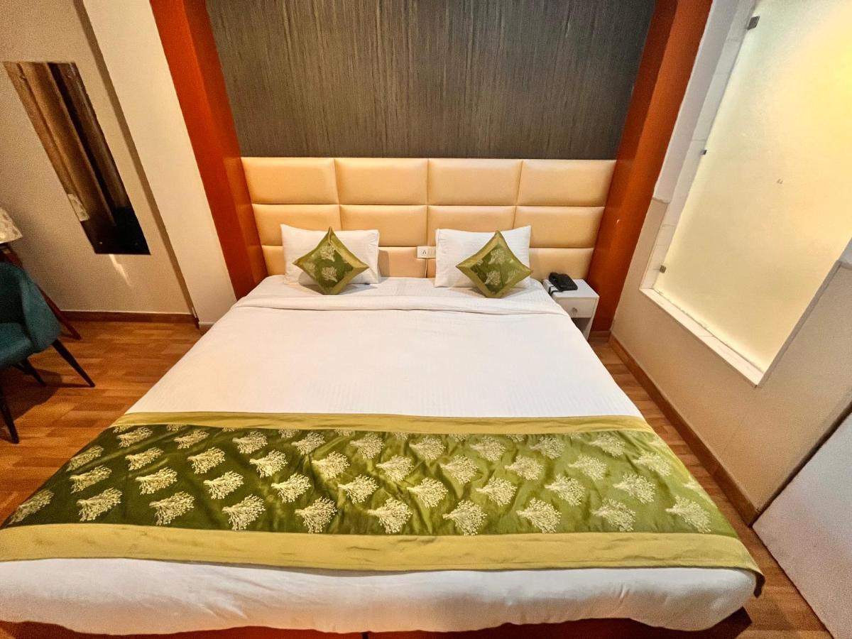 Oyster Pearl I Near Medanta Hospital I Sec-39 I Gurgaon Hotel Bagian luar foto
