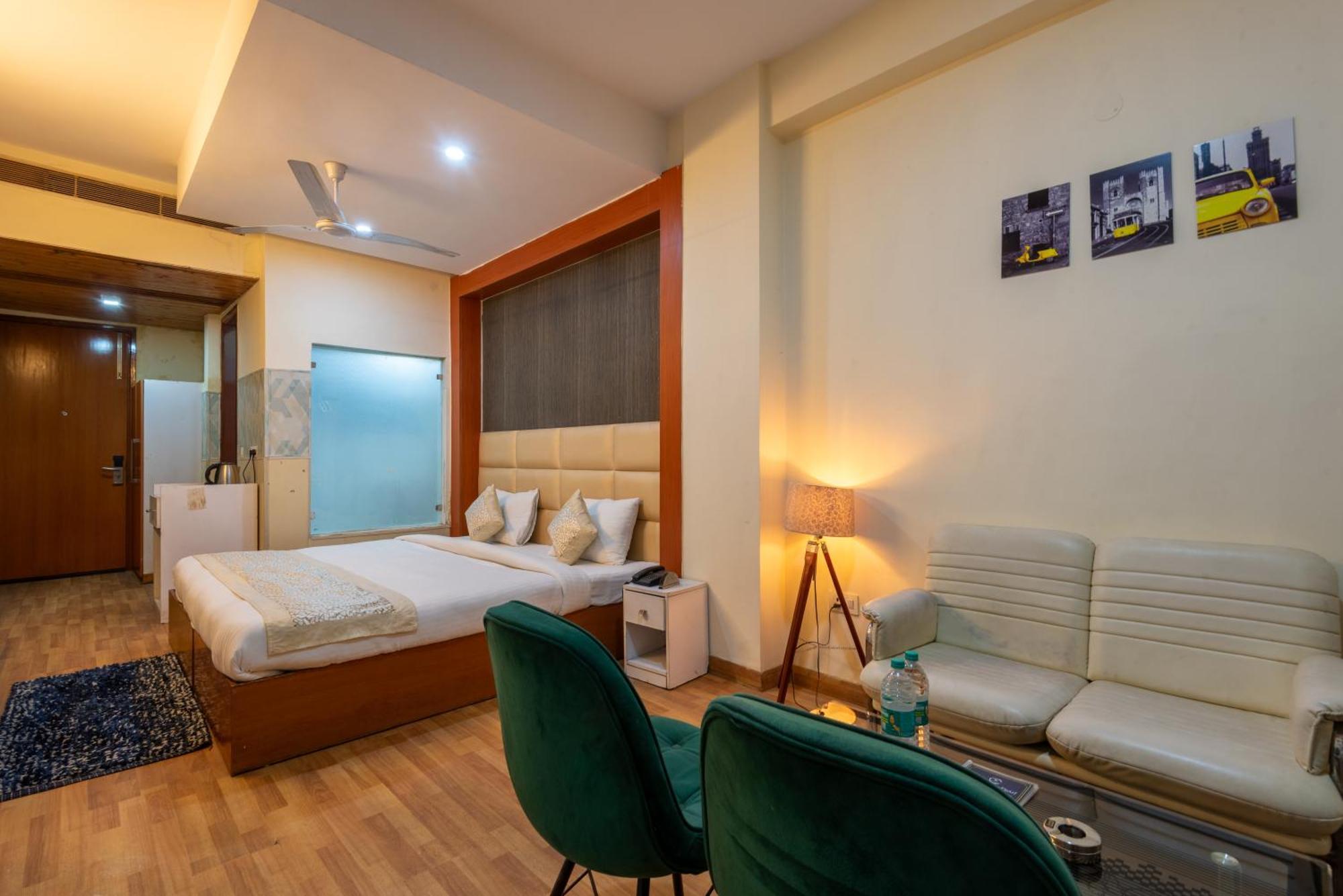 Oyster Pearl I Near Medanta Hospital I Sec-39 I Gurgaon Hotel Bagian luar foto