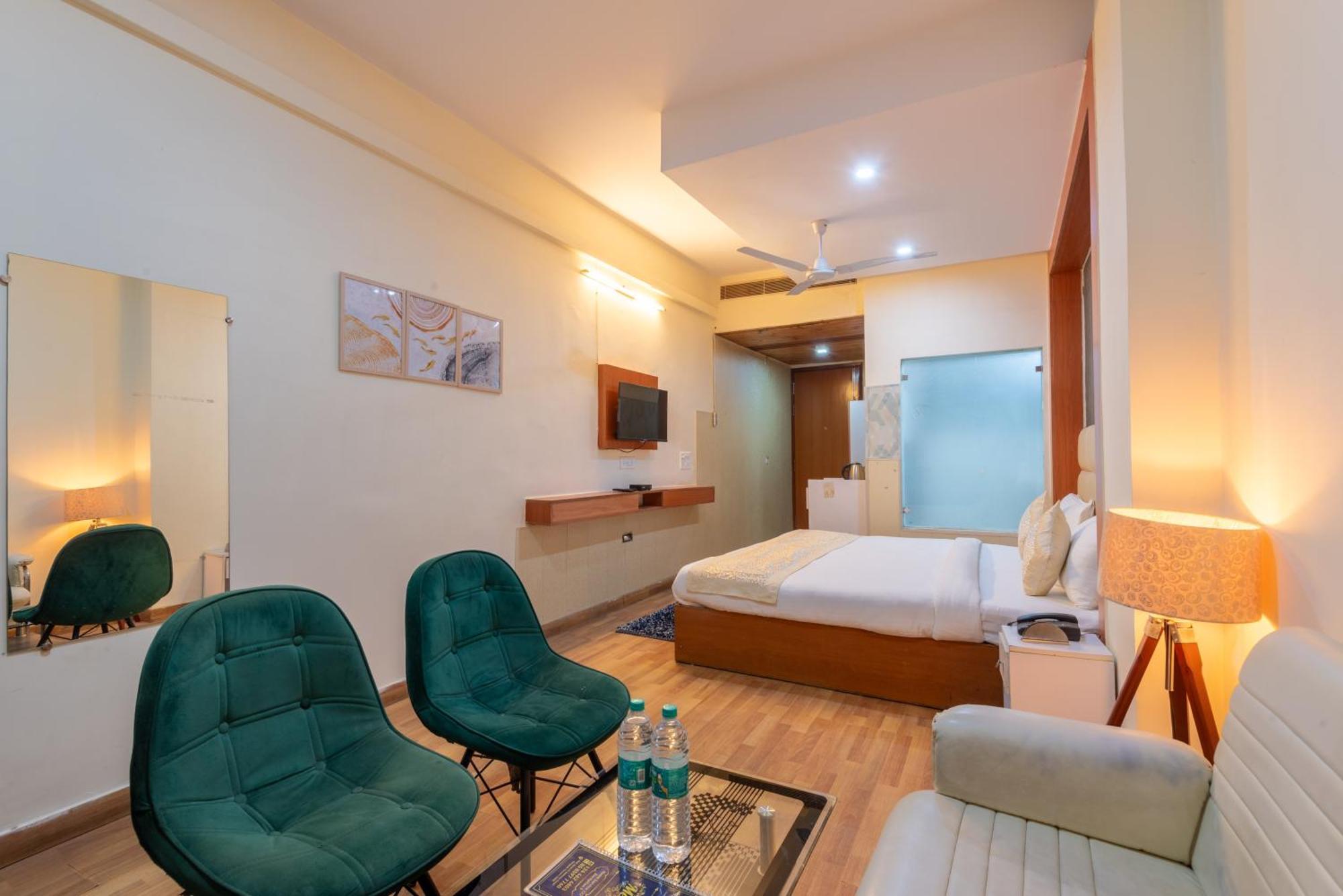 Oyster Pearl I Near Medanta Hospital I Sec-39 I Gurgaon Hotel Bagian luar foto
