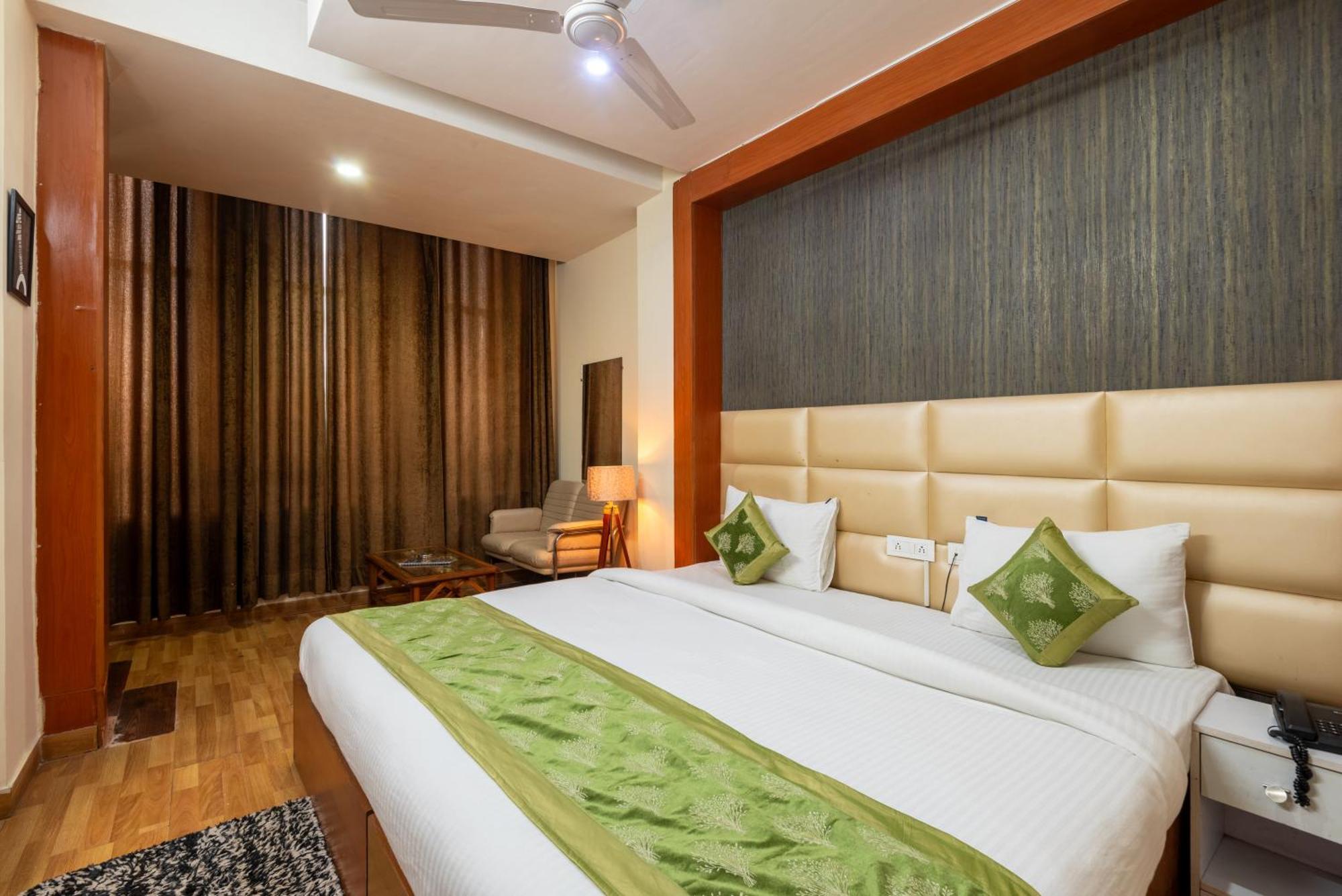 Oyster Pearl I Near Medanta Hospital I Sec-39 I Gurgaon Hotel Bagian luar foto